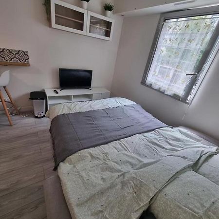Petit Appartement Cosy Chaville Exteriör bild